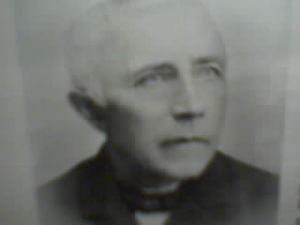 1893 HEROPRICHTING !